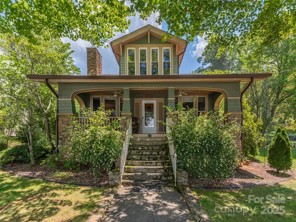 front view of house with a yard