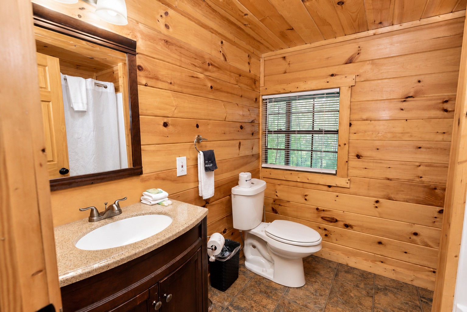 2116 Ridgecrest Loop Lane Sevierville, TN 37876 - Photo 35 of 57 Gallery Image 35