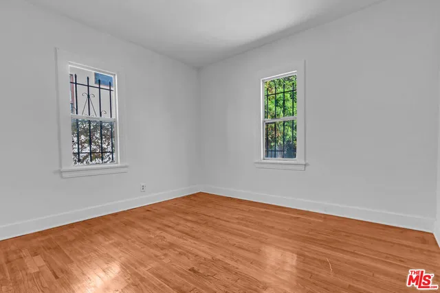 a view of empty room with window