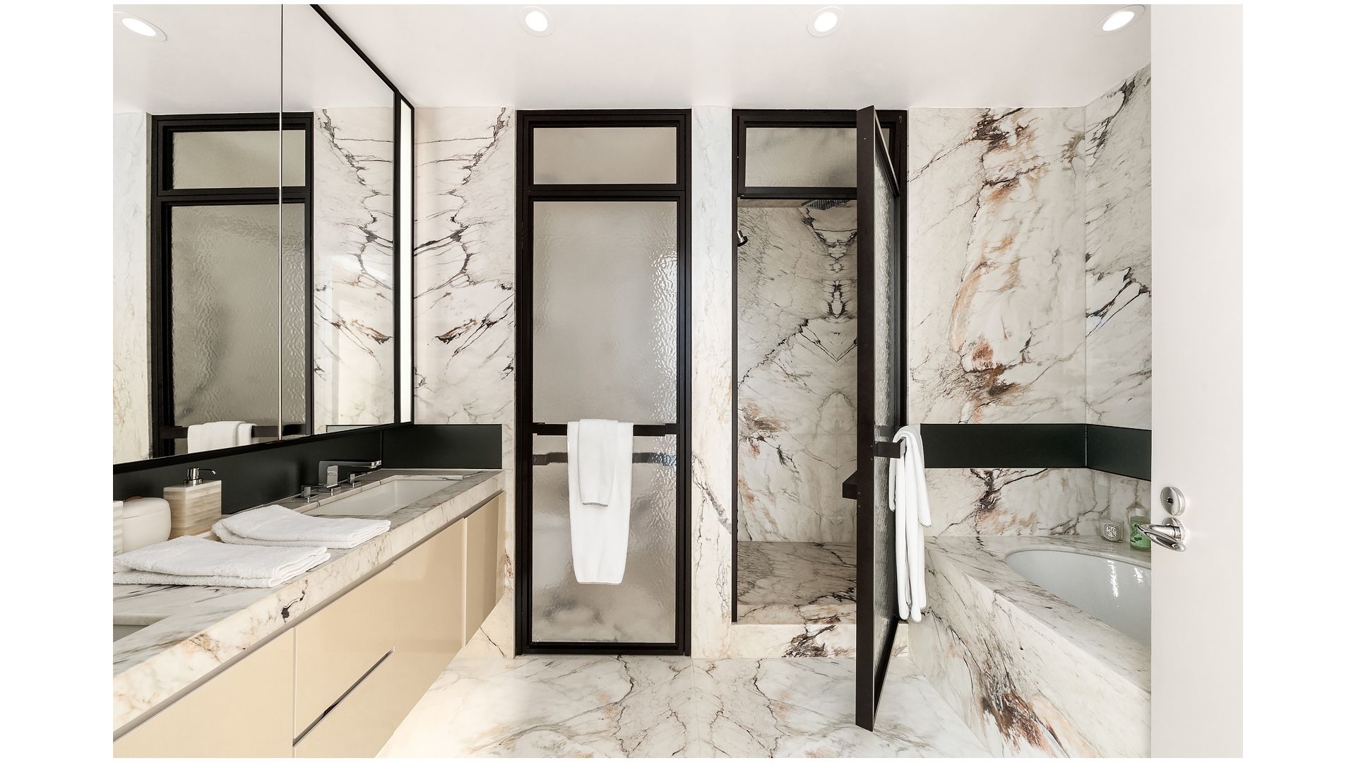 11 Beach Street, Unit 5B Manhattan, NY 10013 - Photo 6 of 11