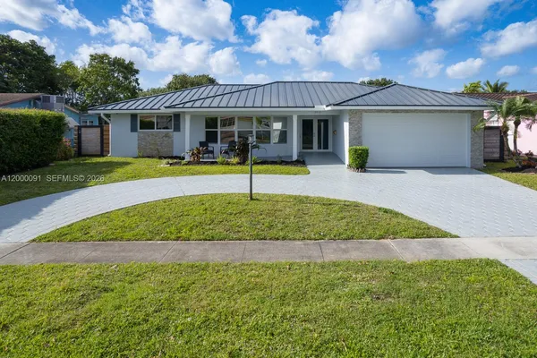 $5,000 | 5012 Grant Street, Hollywood, FL 33021