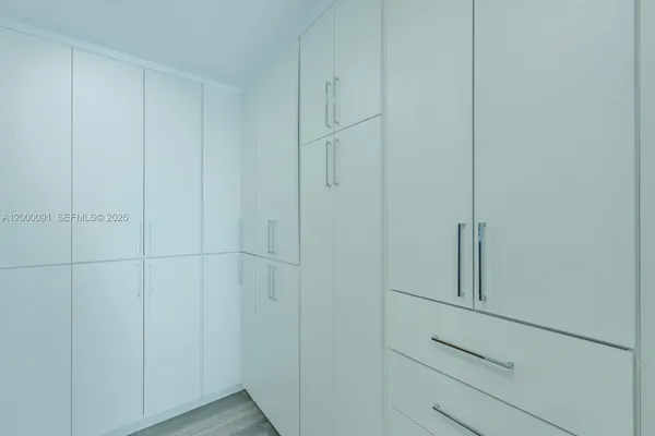 $5,000 | 5012 Grant Street, Hollywood, FL 33021