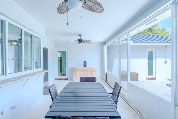 $5,000 | 5012 Grant Street, Hollywood, FL 33021