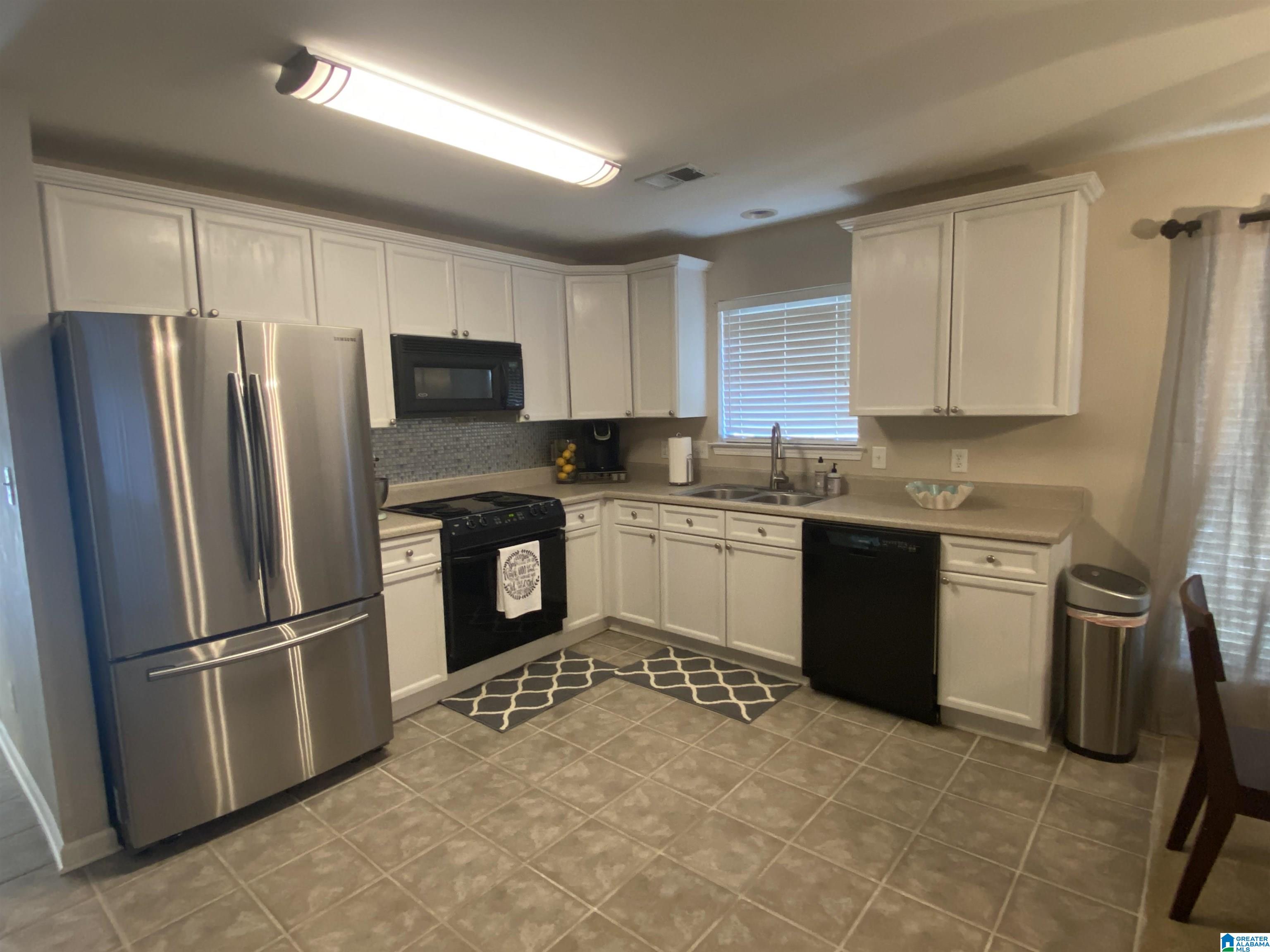 4119 Forest Lakes Road Sterrett, AL 35147 - Photo 8 of 17