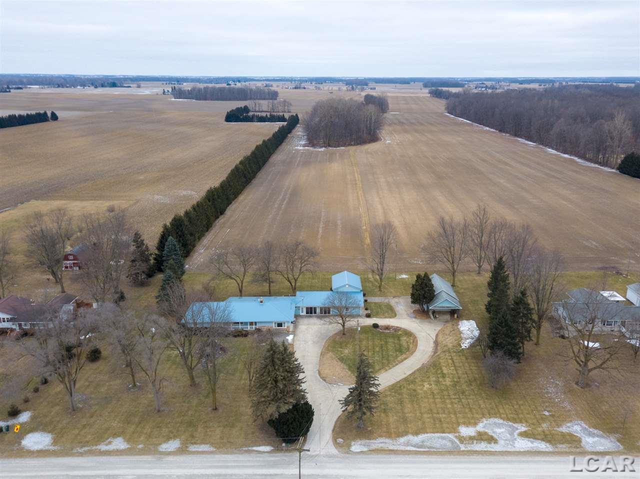 5545 East Carleton Road Palmyra, MI 49268 - Photo 4 of 55 31370963-3.JPG