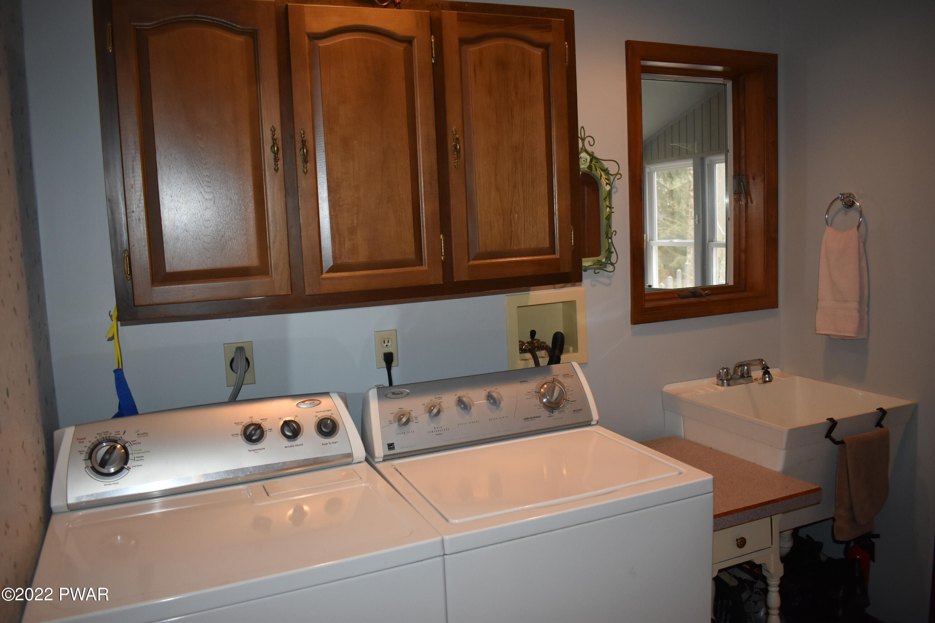 301 Maple Ridge Drive Hawley, PA 18428 - Photo 30 of 34 015 (2)