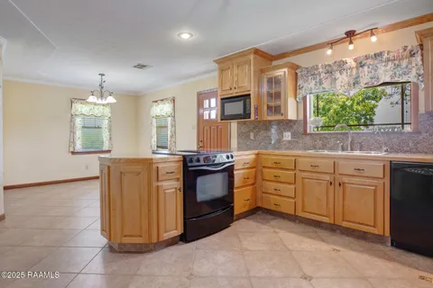 $350,000 | 7515 West Congress Street, Duson, LA 70529