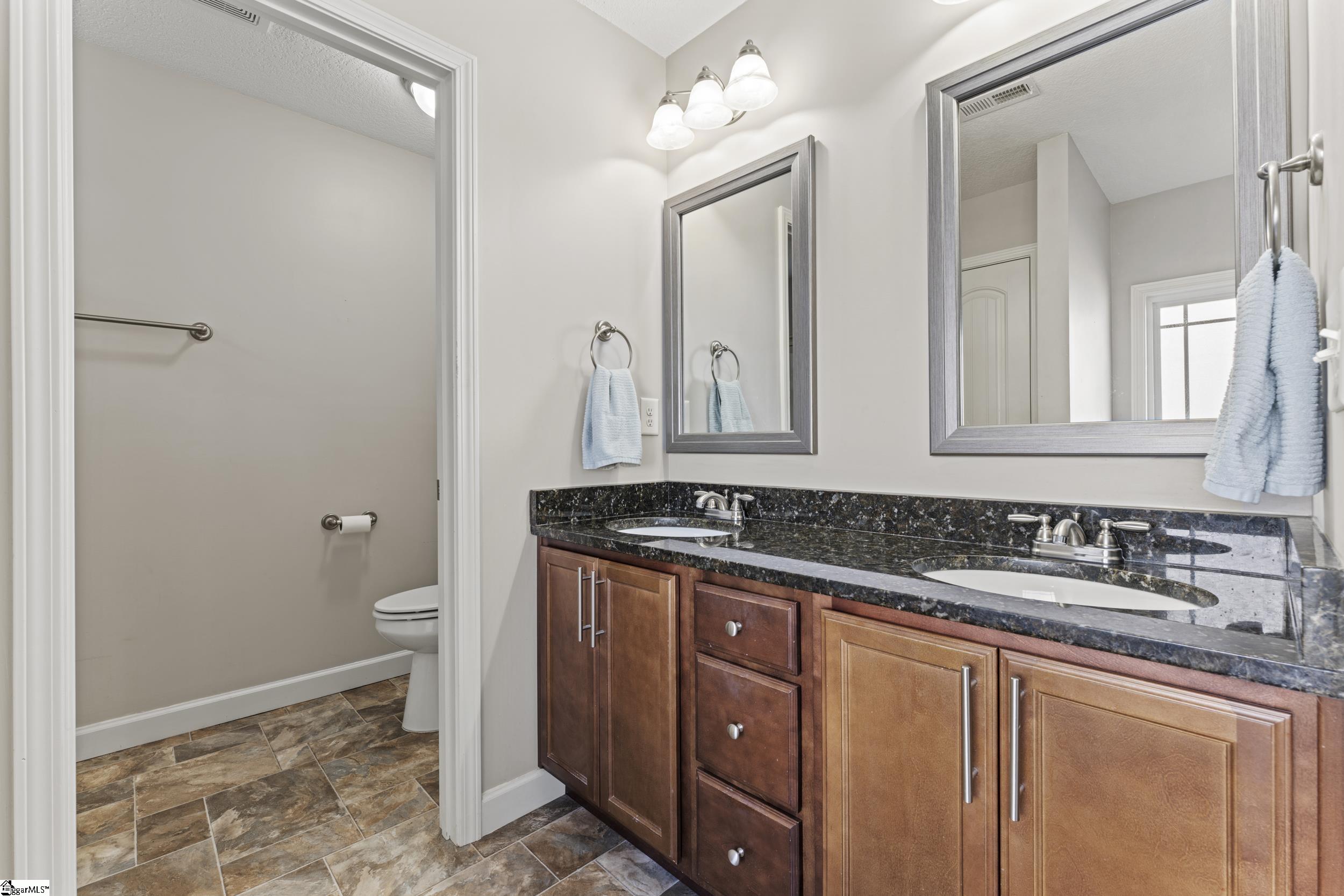 17 Robin Drive Anderson, SC 29626 - Photo 23 of 40