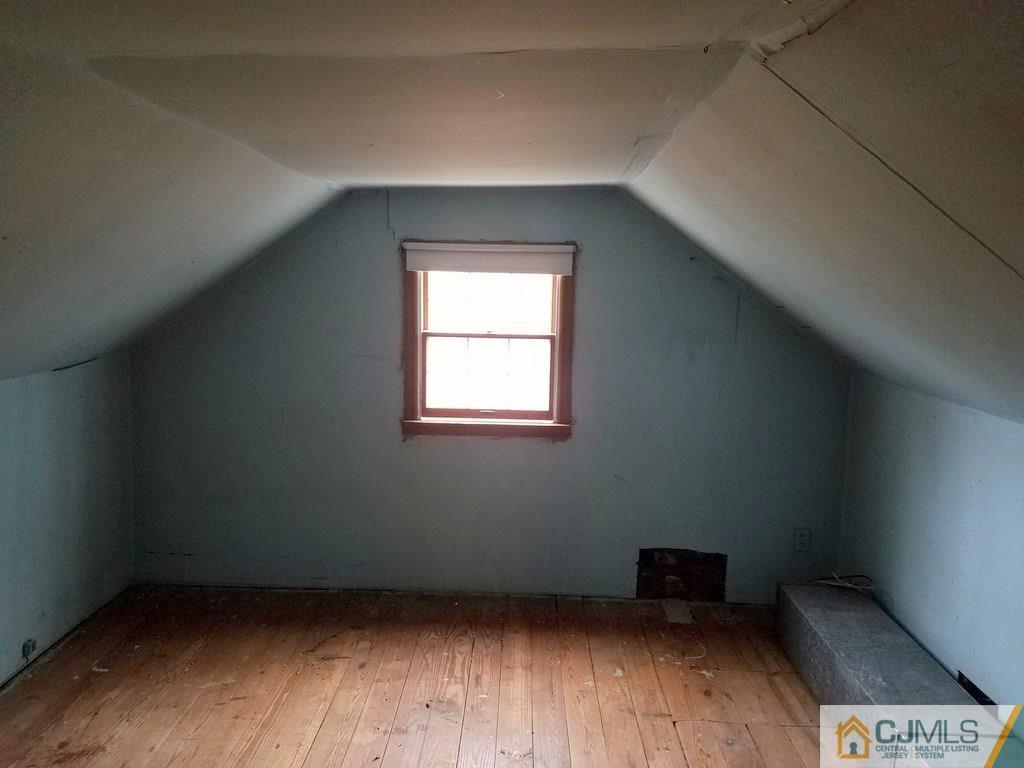 13 Sturgis Road Edison, NJ 08817 - Photo 22 of 22 an empty room with a window