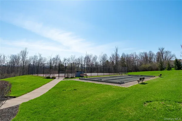 $689,000 | 50 Stratford Lane, Wappingers Falls, NY 12590