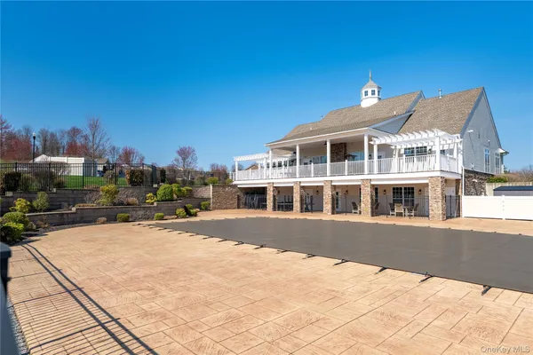 $689,000 | 50 Stratford Lane, Wappingers Falls, NY 12590