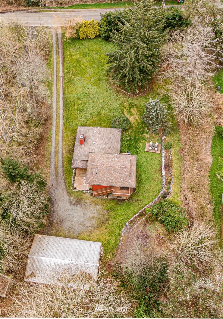 6433 Southwest Luana Beach Road Vashon, WA 98070 - Photo 14 of 37 Gallery Image 14