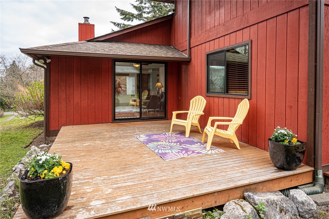6433 Southwest Luana Beach Road Vashon, WA 98070 - Photo 30 of 37 Gallery Image 30
