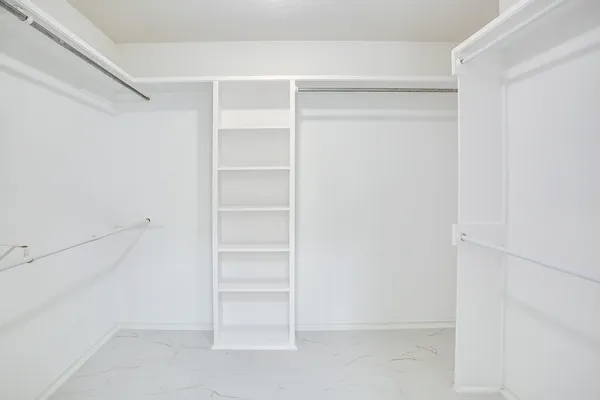 $1,800 | 142 North Utica Avenue, Lubbock, TX 79416