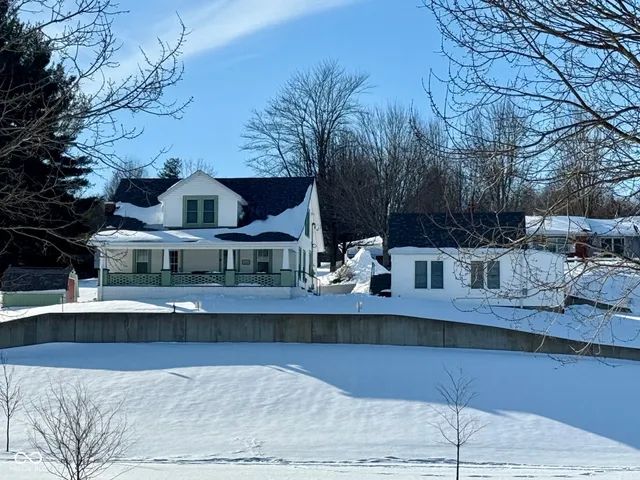 $298,500 | 22198 Main Street, Oldenburg, IN 47036