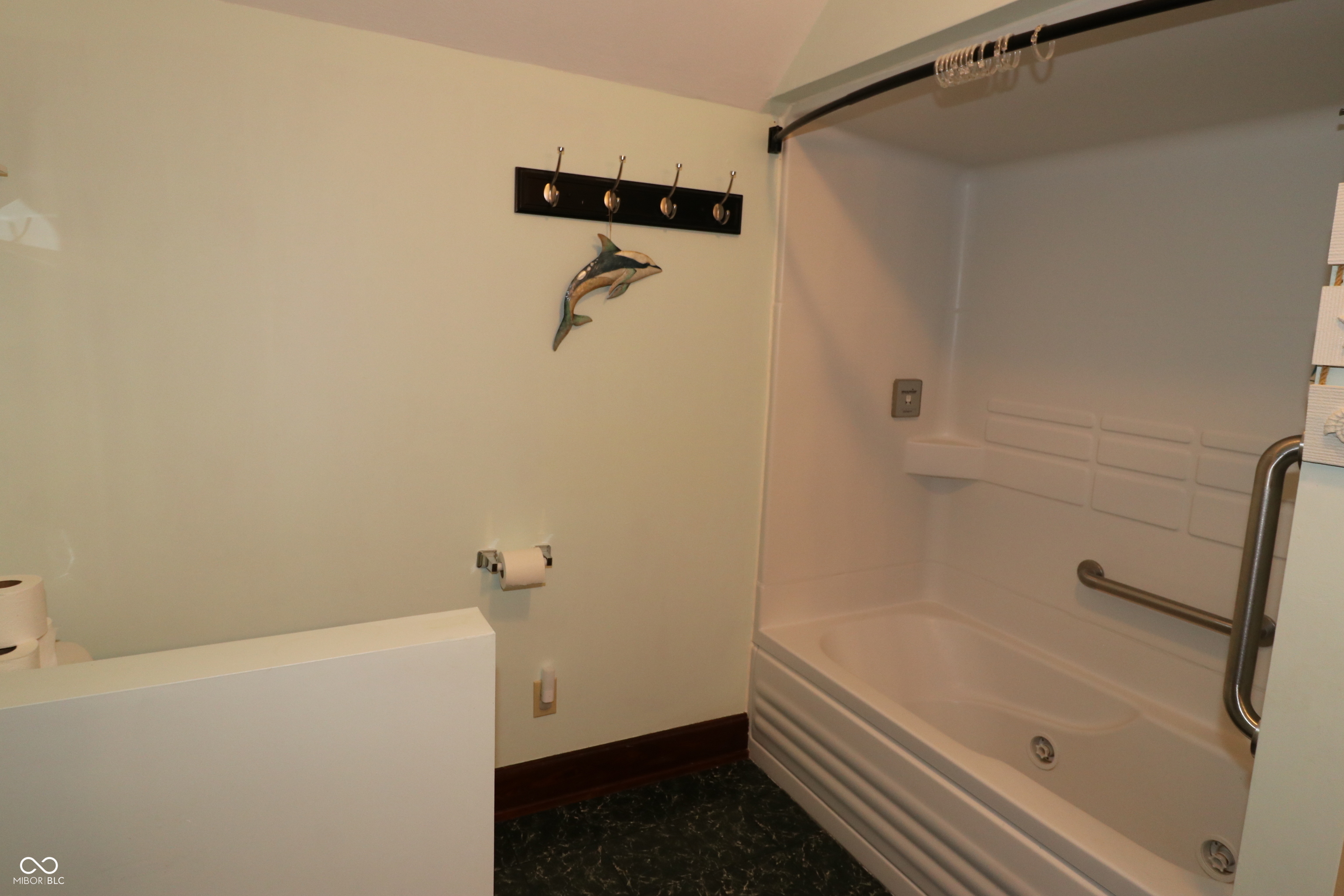 22198 Main Street Oldenburg, IN 47036 - Photo 17 of 26