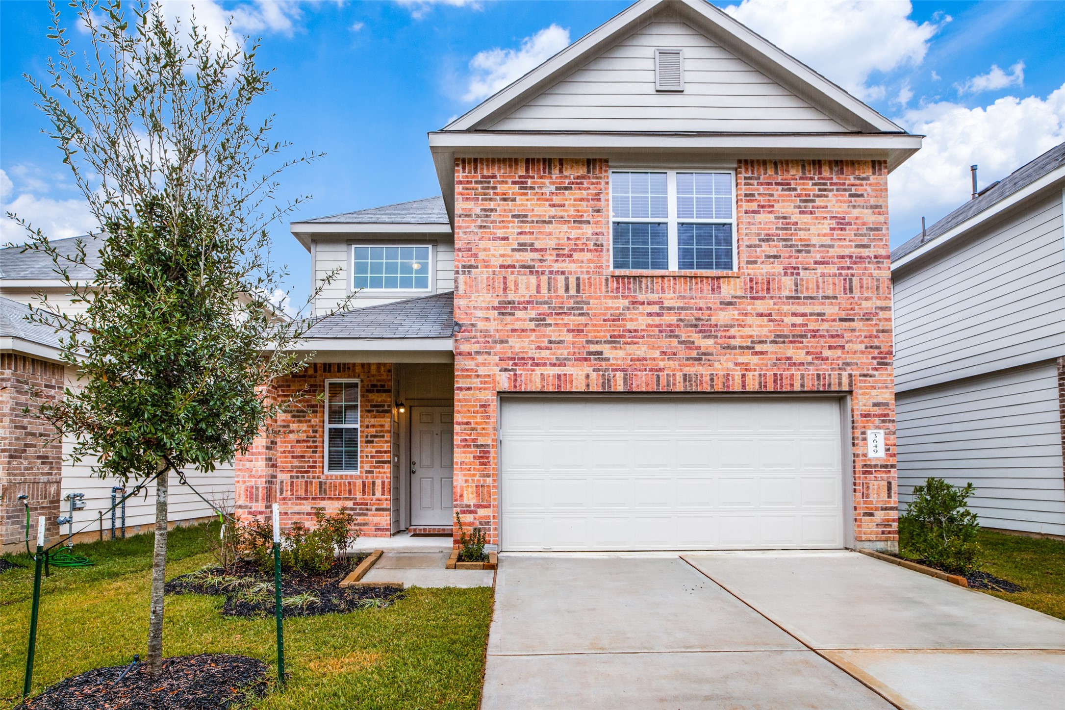3649 Cub Drive Conroe, TX 77301 - Photo 2 of 36