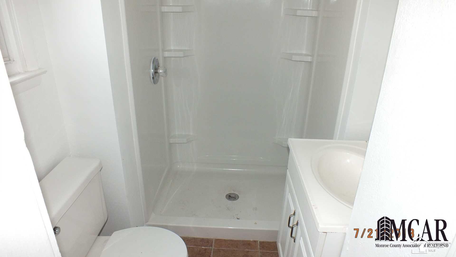 2047 East Erie Road Erie, MI 48133 - Photo 8 of 8 21481540-7.JPG