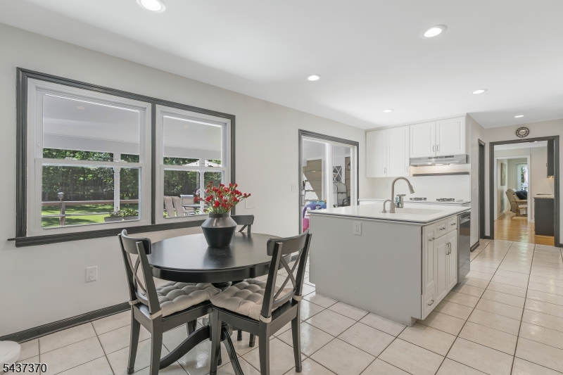 9 Grouse Road Warren, NJ 07059 - Photo 15 of 43