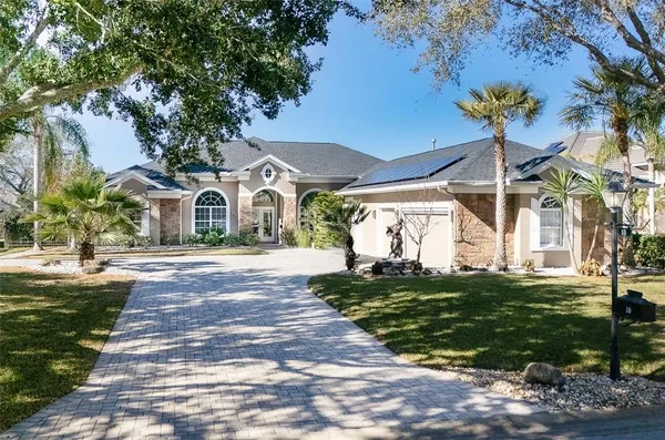 $1,450,000 | 18 Old Oak Drive North, Palm Coast, FL 32137