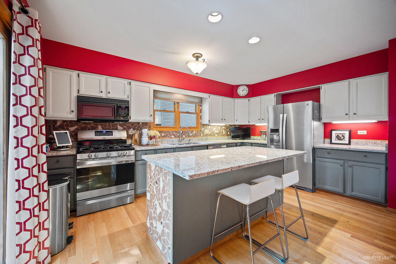 923 Ash Street St. Charles, IL 60174 - Photo 13 of 28