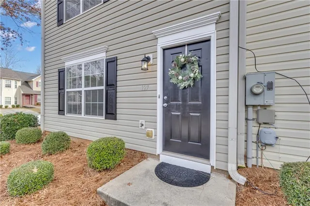 $235,000 | 127 Chastain Circle, Newnan, GA 30263