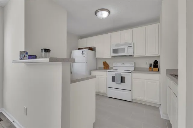 $235,000 | 127 Chastain Circle, Newnan, GA 30263