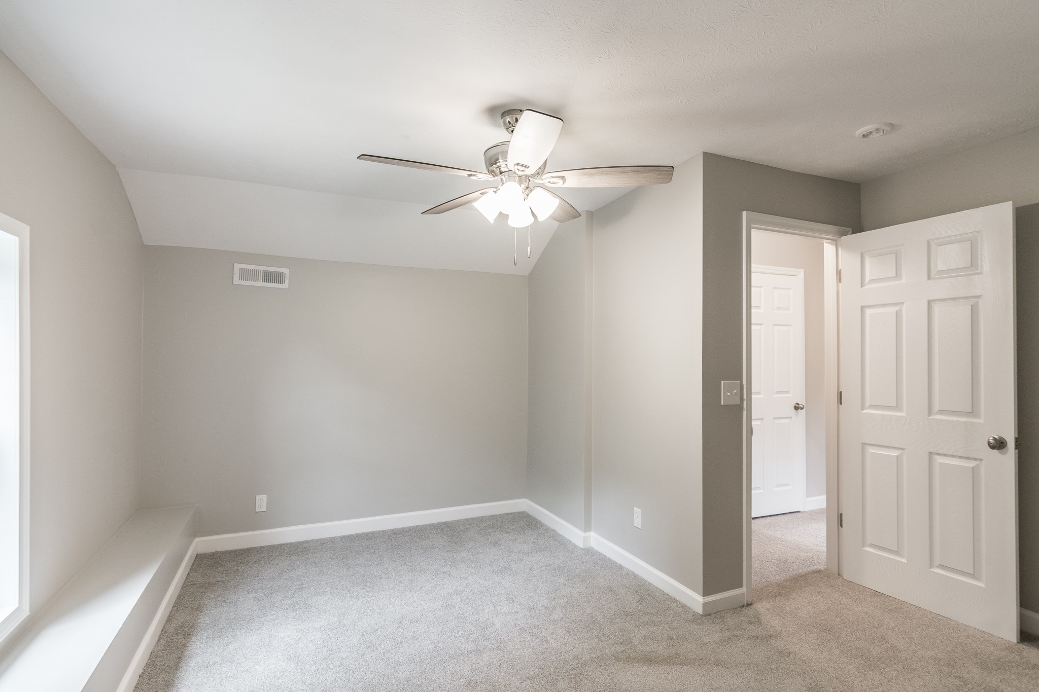 1267 Smiley Troutt Road Bethpage, TN 37022 - Photo 28 of 34 wooden floor in an empty room