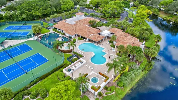 $1,500 | 2563 Egret Lake Drive, Unit 1, Greenacres, FL 33413