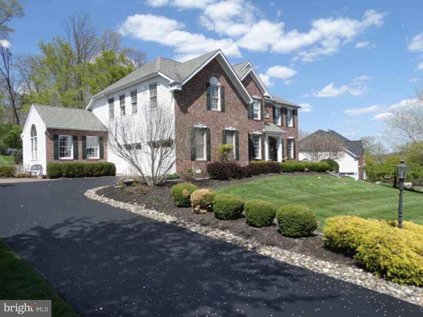1048 South Kimbles Road Yardley, PA 19067 - Photo 2 of 24 Exterior Side
