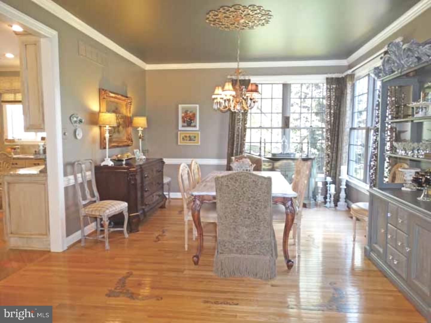 1048 South Kimbles Road Yardley, PA 19067 - Photo 11 of 24 Dining Room