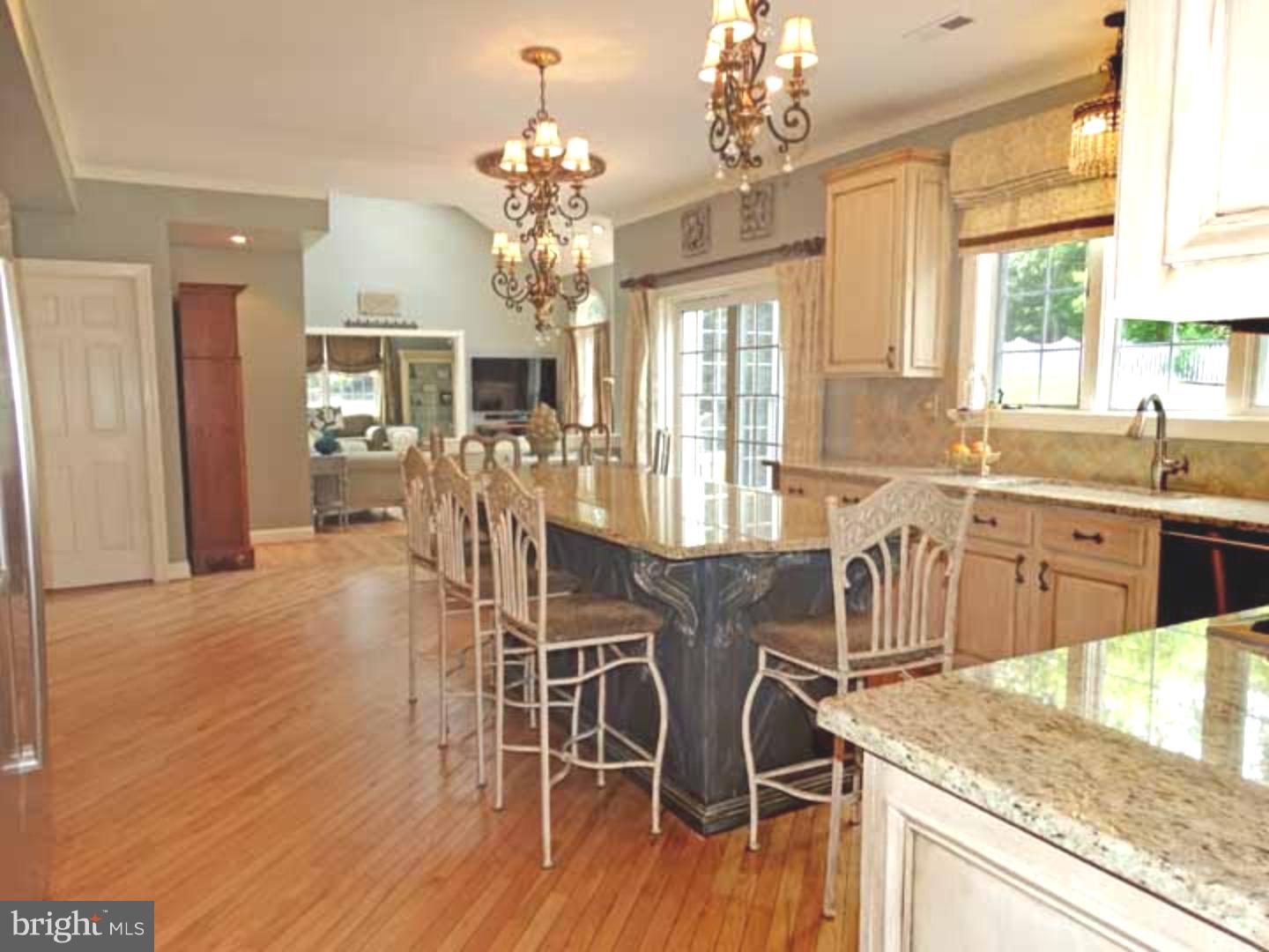 1048 South Kimbles Road Yardley, PA 19067 - Photo 8 of 24 Kitchen