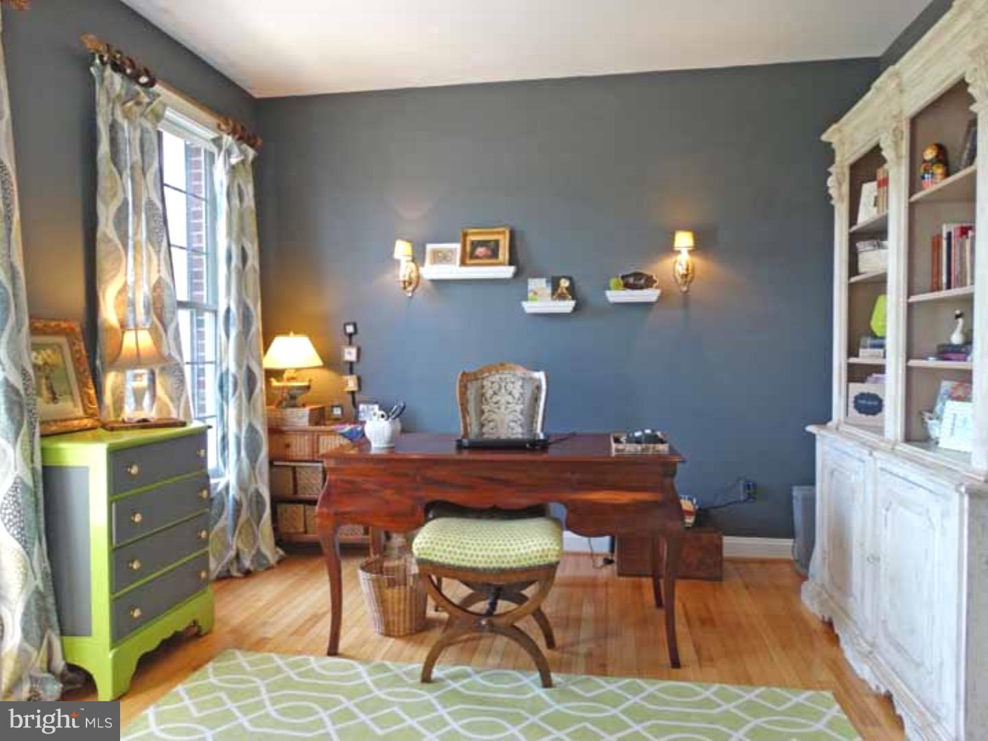 1048 South Kimbles Road Yardley, PA 19067 - Photo 9 of 24 Office / Study