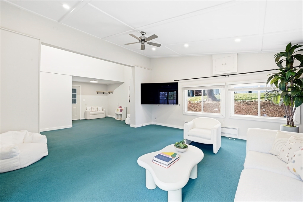 17 Woodhaven Road Newton, MA 02468 - Photo 25 of 41