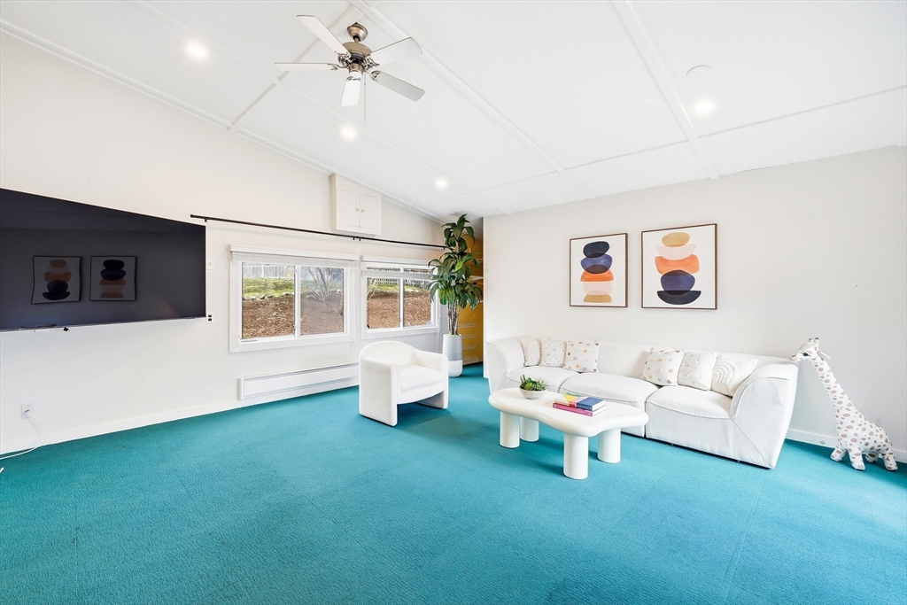 17 Woodhaven Road Newton, MA 02468 - Photo 26 of 41