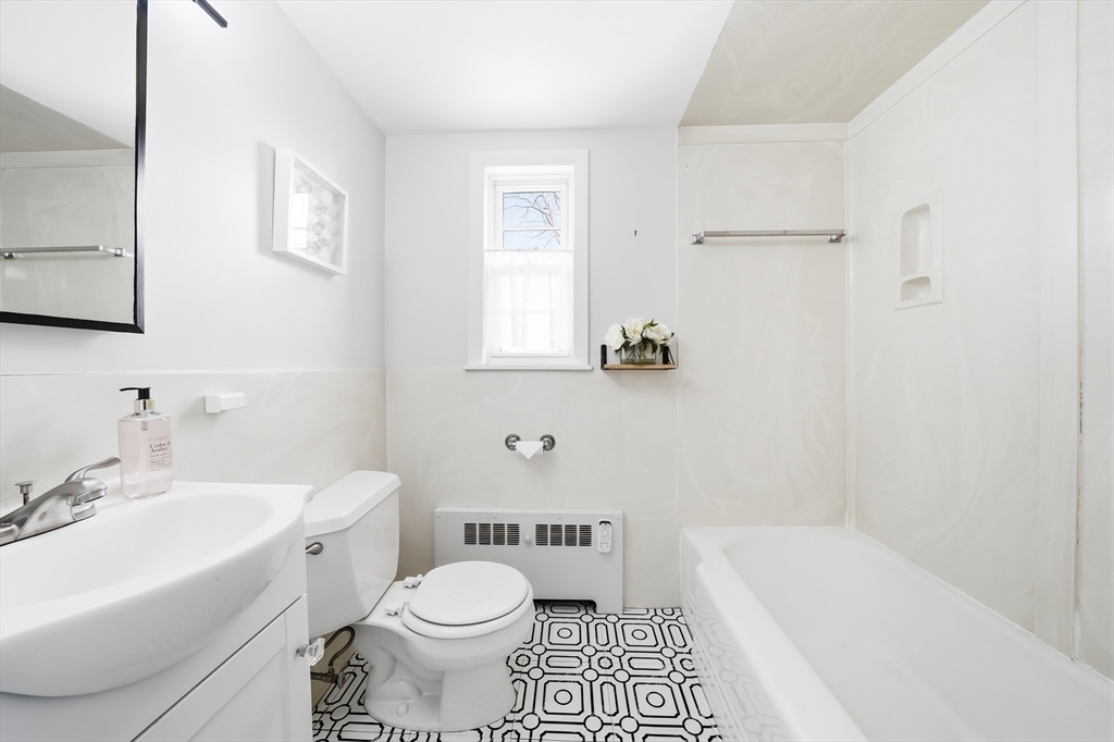 17 Woodhaven Road Newton, MA 02468 - Photo 27 of 41