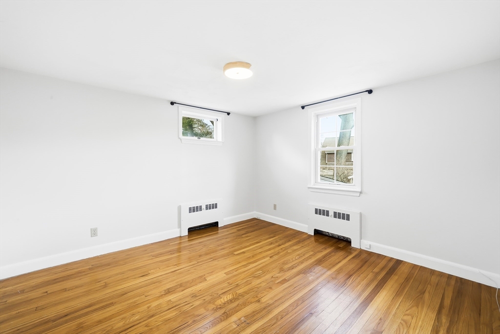 17 Woodhaven Road Newton, MA 02468 - Photo 29 of 41