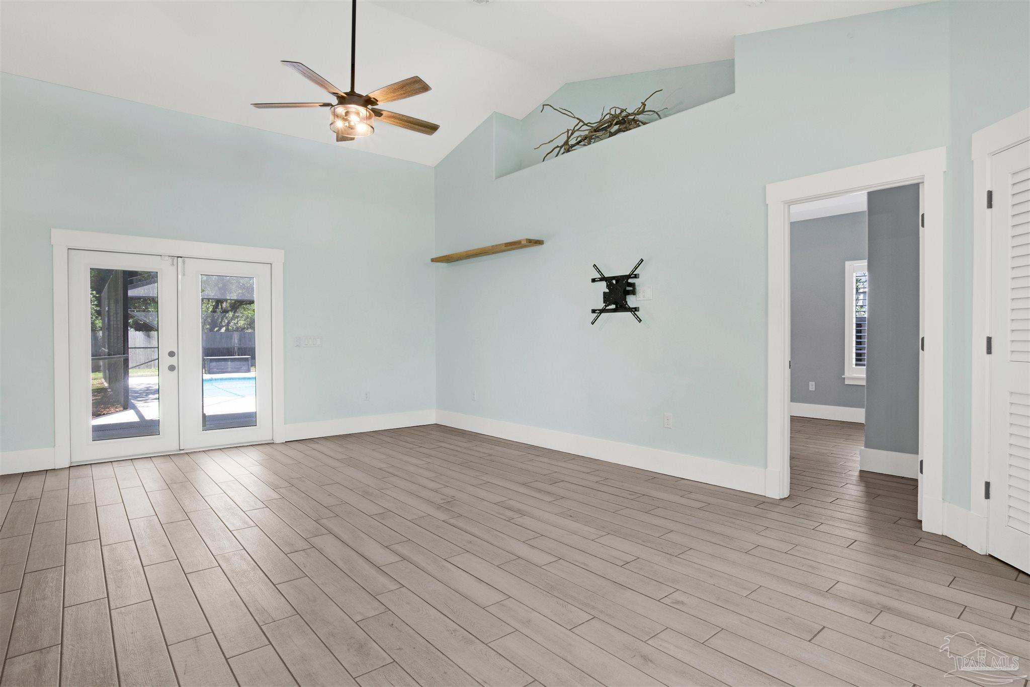16660 Innerarity Point Road Pensacola, FL 32507 - Photo 9 of 54