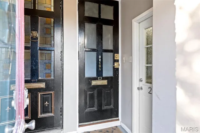 $149,000 | 2210 Wyoming Street, Unit A, St. Louis, MO 63118