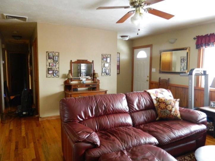 1816 Locust Road Montrose, CO 81401 - Photo 3 of 20 Kanistanaux3