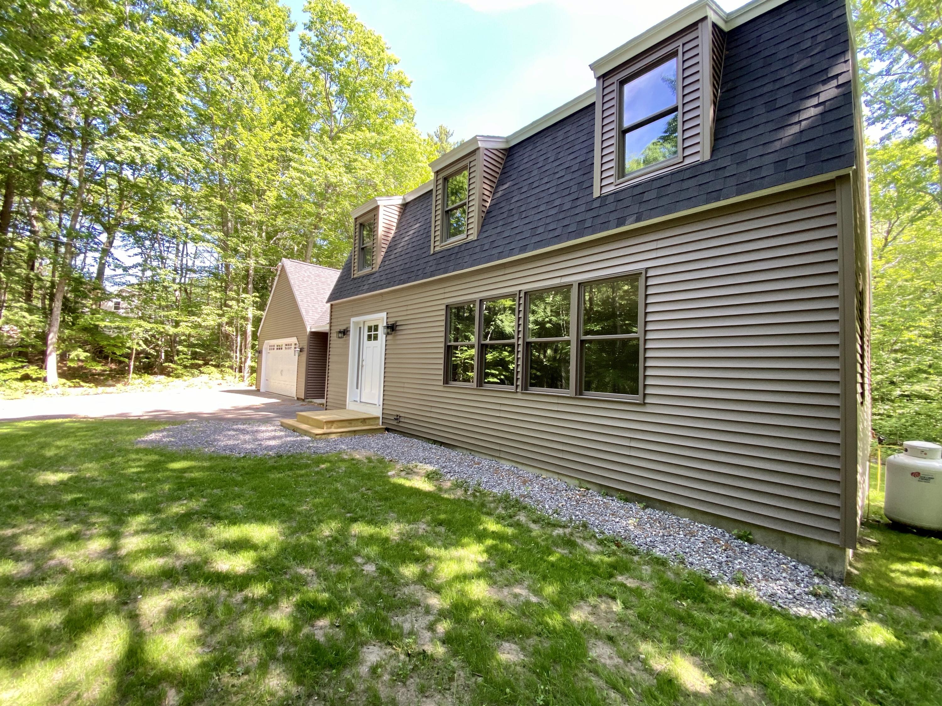 85 Deep Cove Road Raymond, ME 04071 - Photo 2 of 61 E2028064-E905-49CB-8981-F668BF9CD550