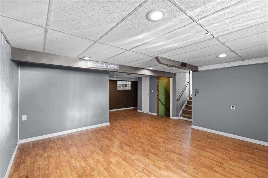 1210 Linden Street Cheswick, PA 15024 - Photo 17 of 31 a view of empty room with wooden floor