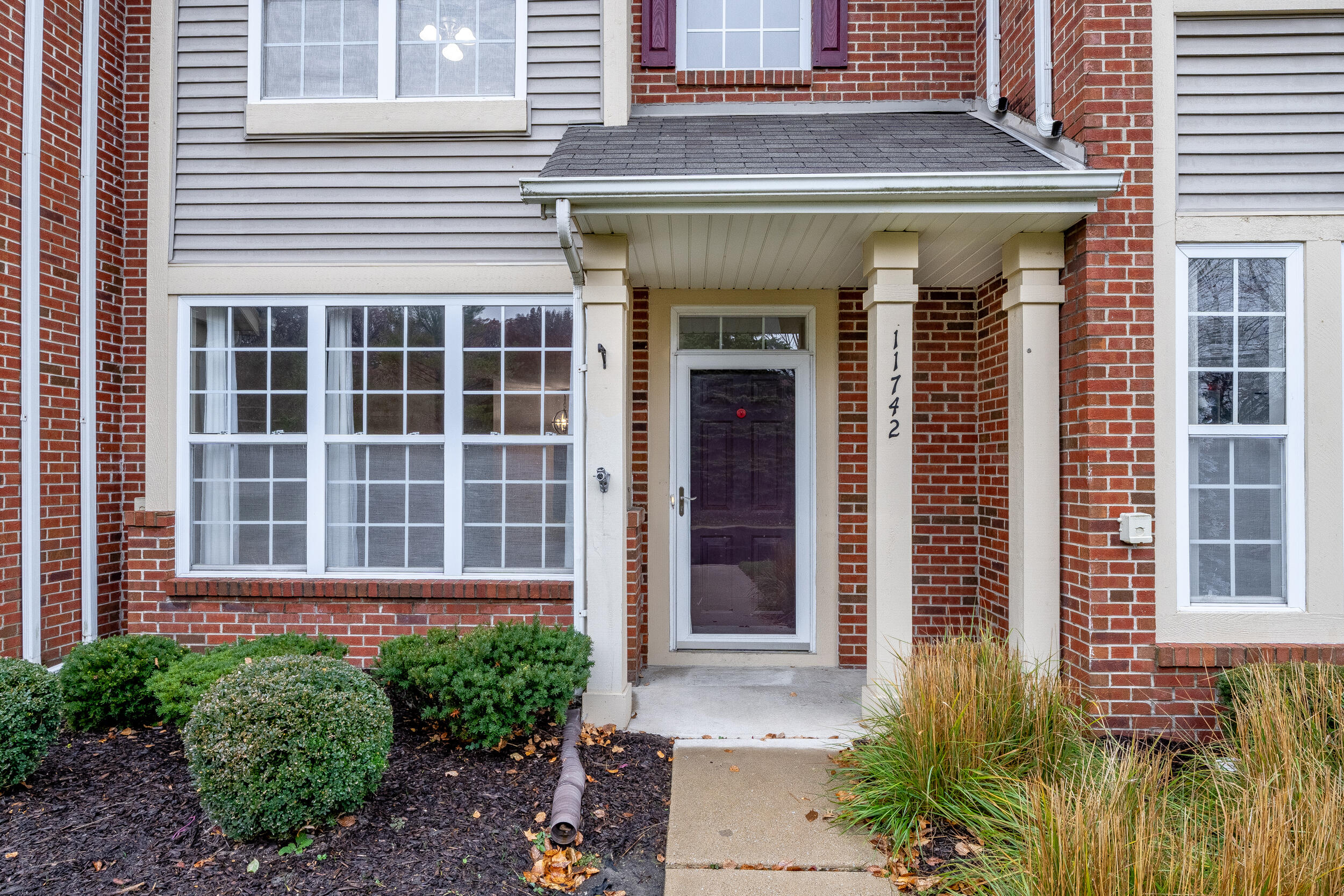 11742 Broadway Crown Point, IN 46307 - Photo 6 of 42 2500x1667