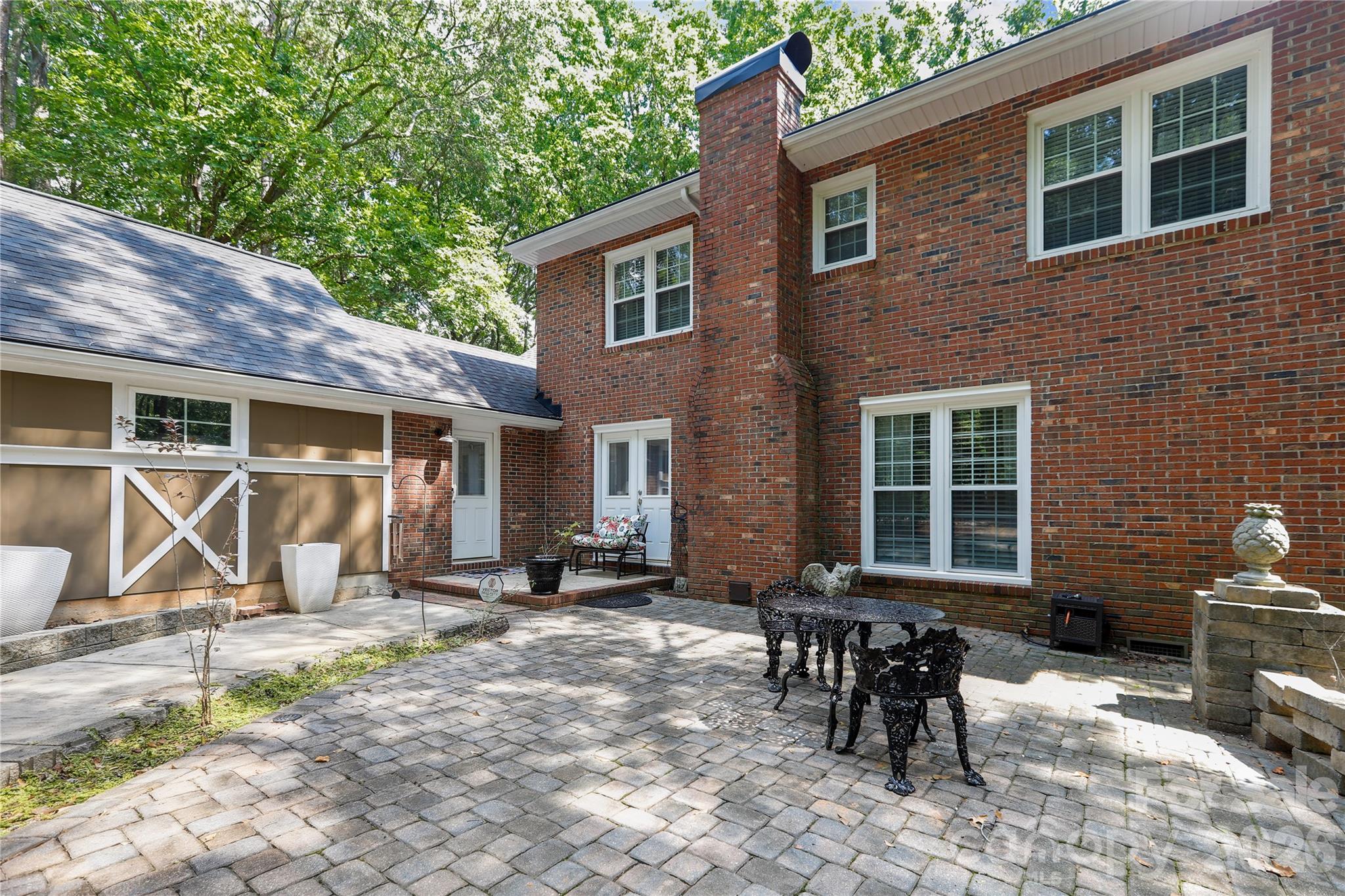 9475 Man O War Road Fort Mill, SC 29707 - Photo 3 of 6