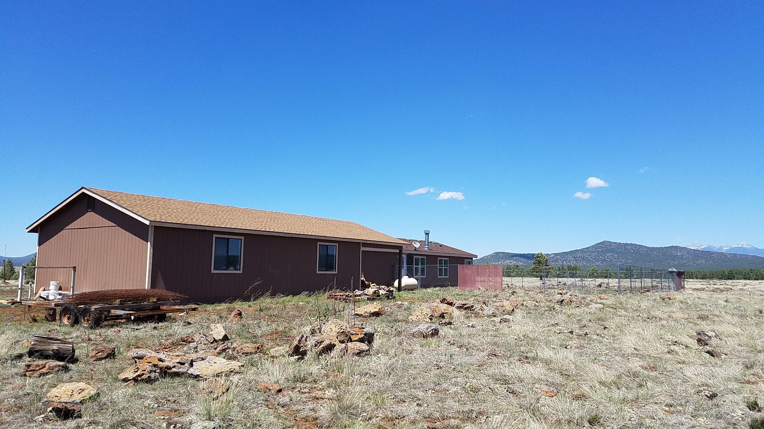 6193 Garland Prairie Road Parks, AZ 86005 - Photo 3 of 30 4