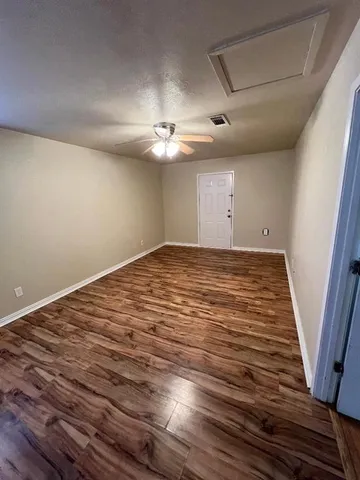 $1,750 | 102 Wayne Street, Sanger, TX 76266