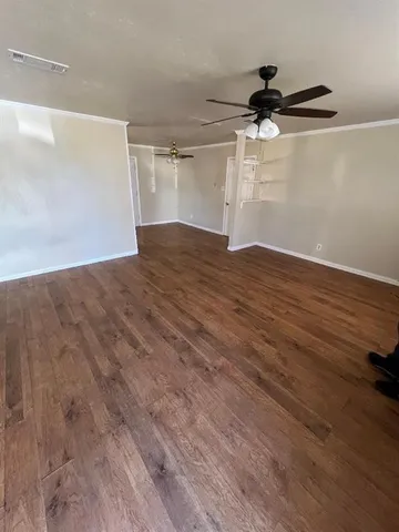 $1,750 | 102 Wayne Street, Sanger, TX 76266