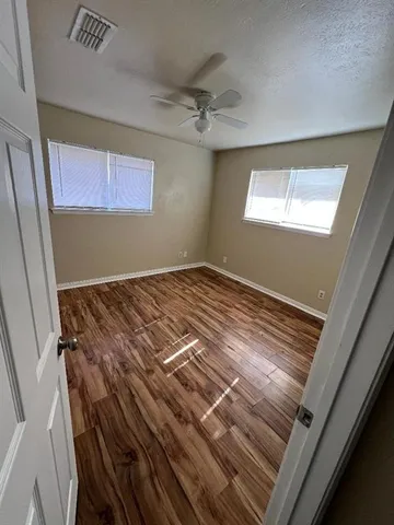 $1,750 | 102 Wayne Street, Sanger, TX 76266