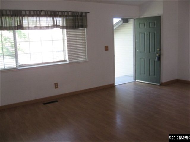 8600 Sopwith Boulevard Reno, NV 89506 - Photo 4 of 7 Photo 4