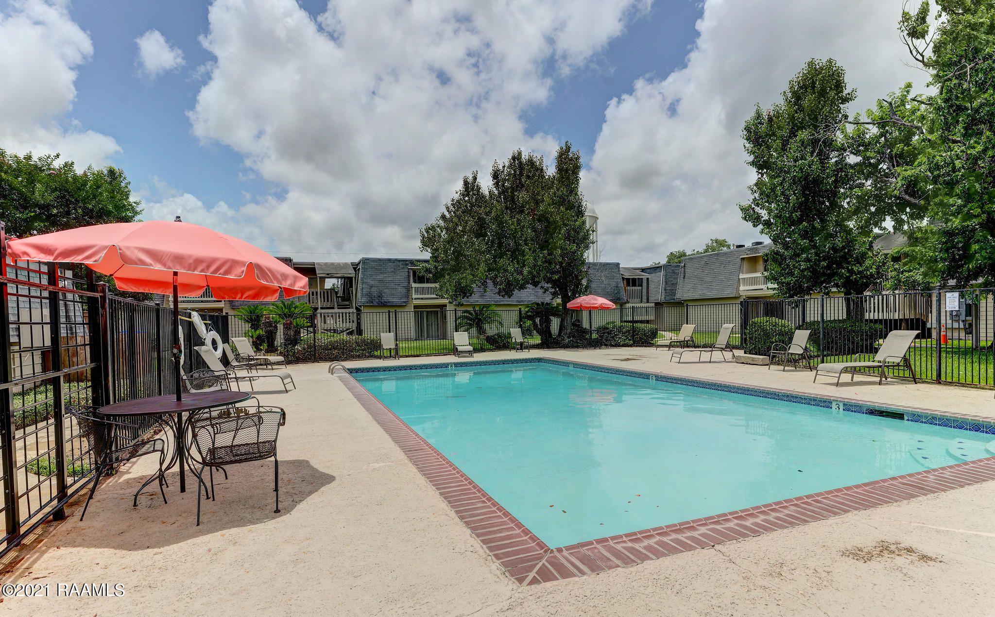326 Guilbeau Road, Unit 245 Lafayette, LA 70506 - Photo 4 of 9 Gallery Image 4